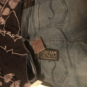 Women’s crop jeans